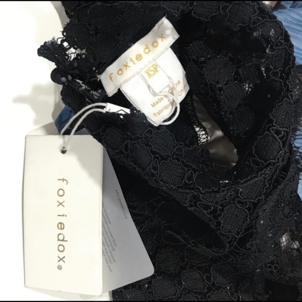 Foxiedox Adriana Lace Panel Dress - Picture 4 of 4